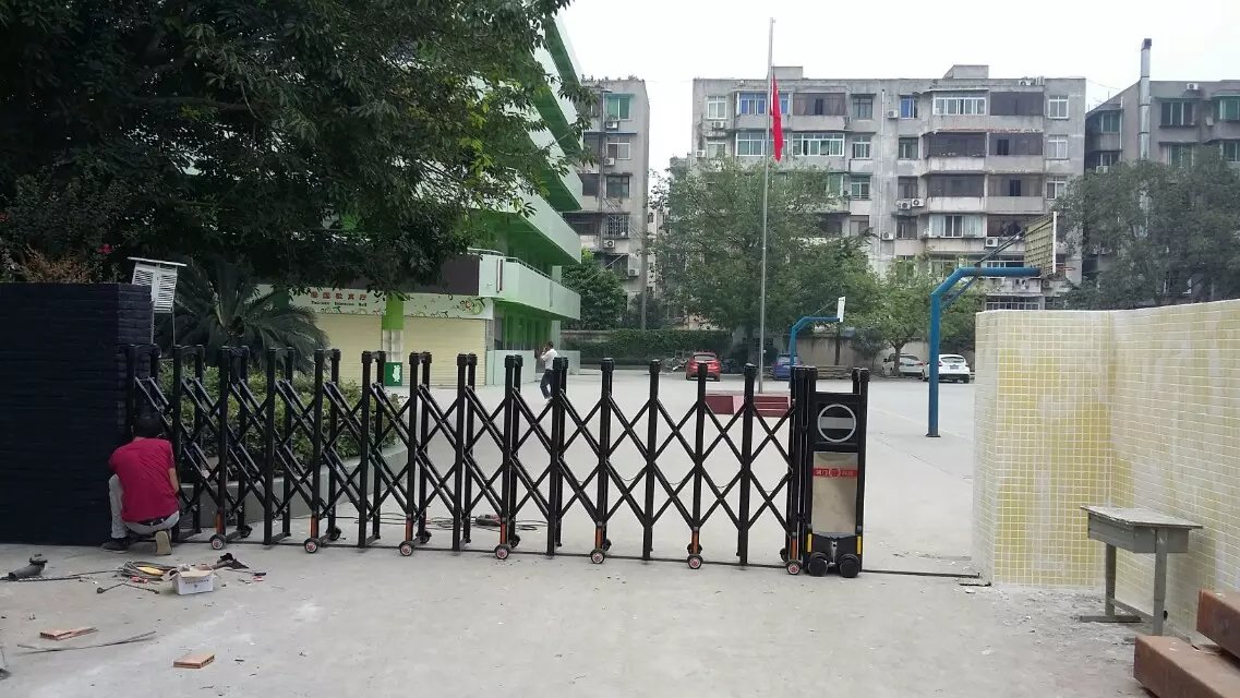 沧州高新区沧州高新区深圳市伸缩门